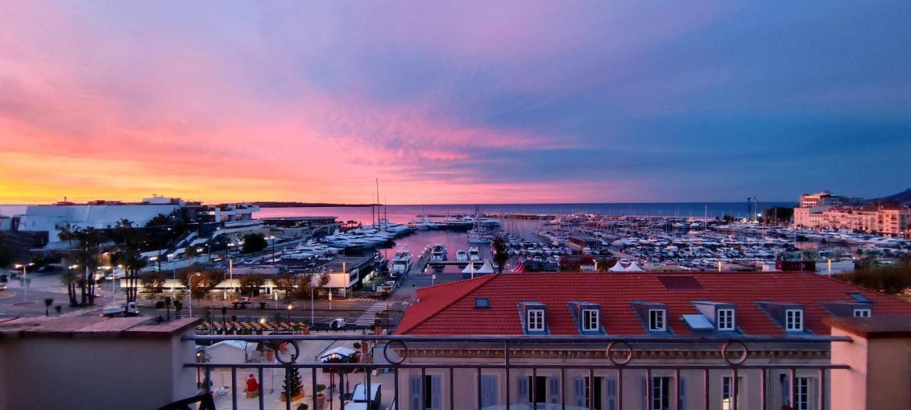 O Festival Palace, Terrace With Panoramic Sea View カンヌ エクステリア 写真